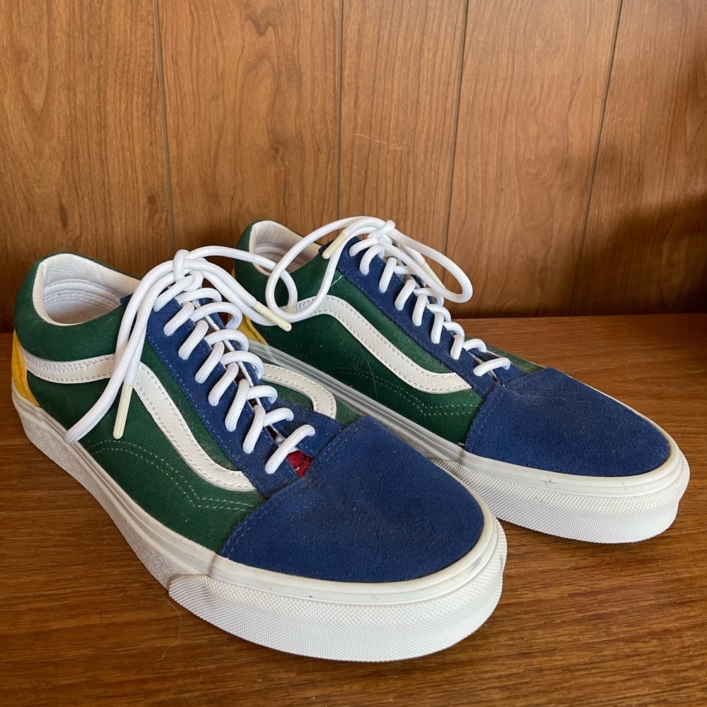 OLD SKOOL VANS YACHT CLUB SHOE